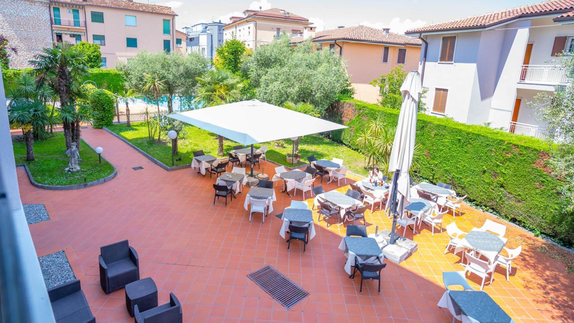 Hotel Bella Peschiera Peschiera del Garda Exterior foto