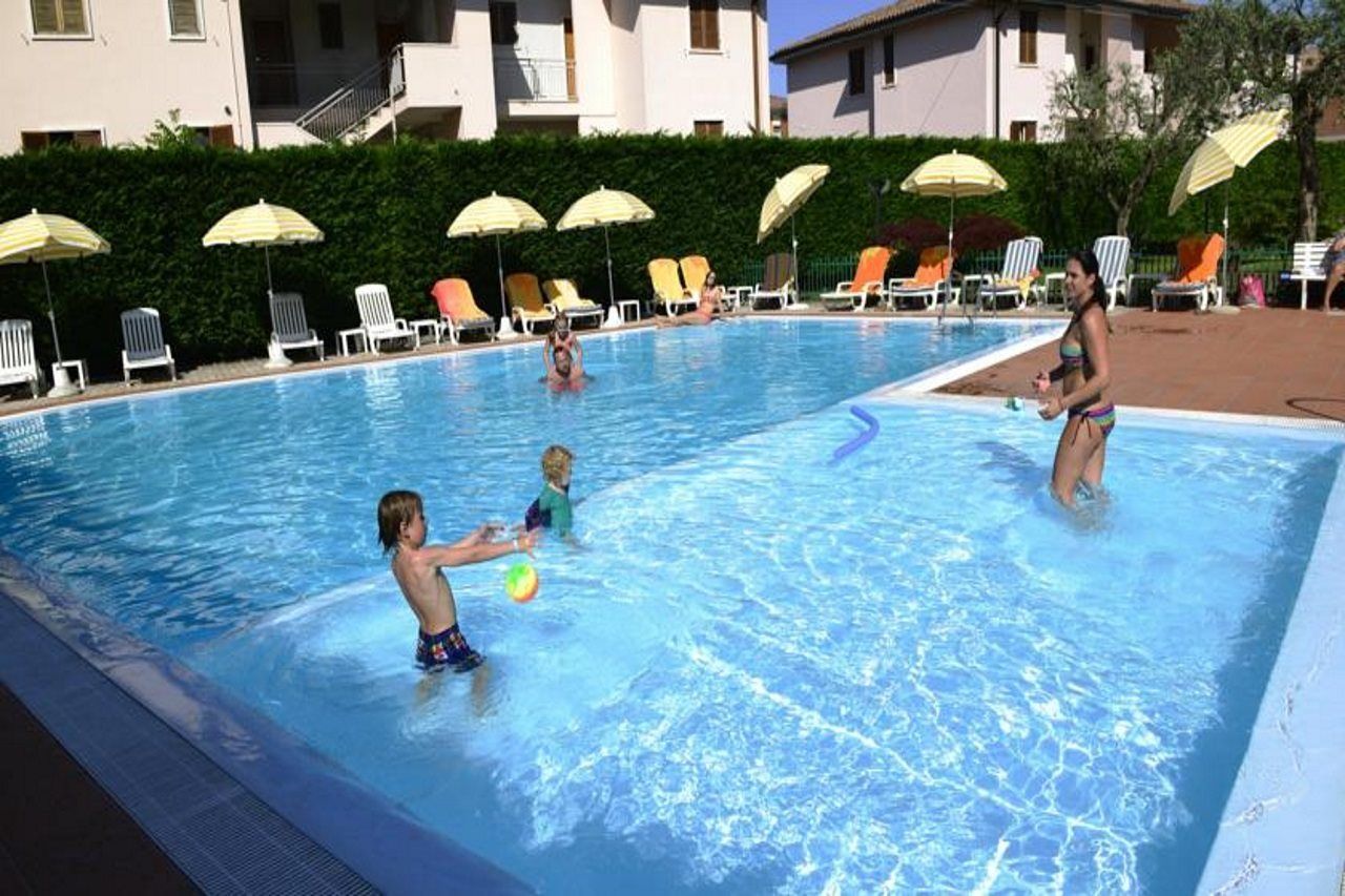 Hotel Bella Peschiera Peschiera del Garda Exterior foto